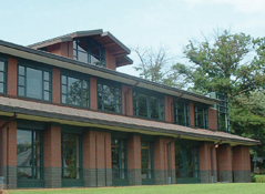 Fredricksen Exterior